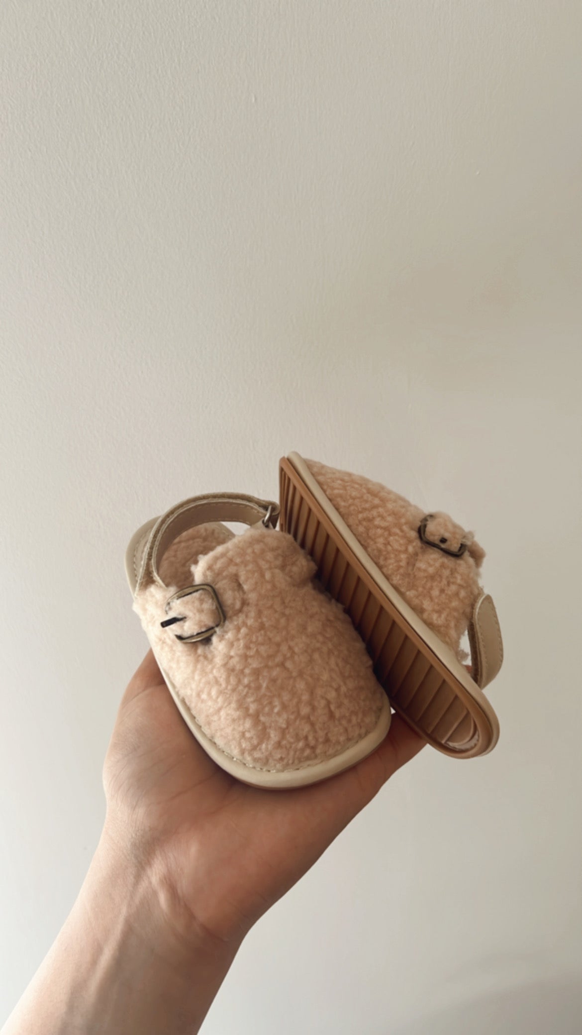 TEDDY SLIPPERS
