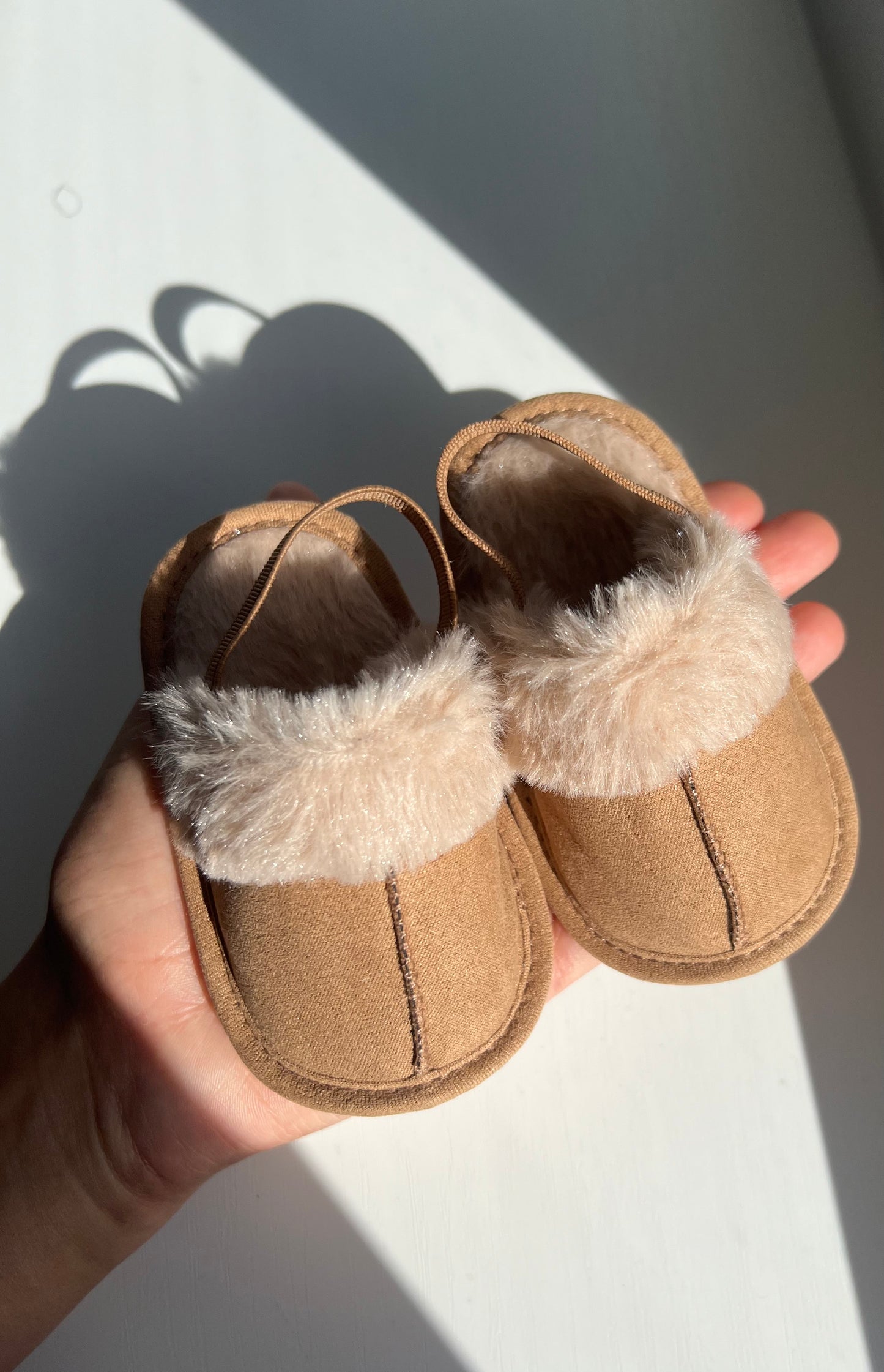 CARAMEL FUR SLIPPERS