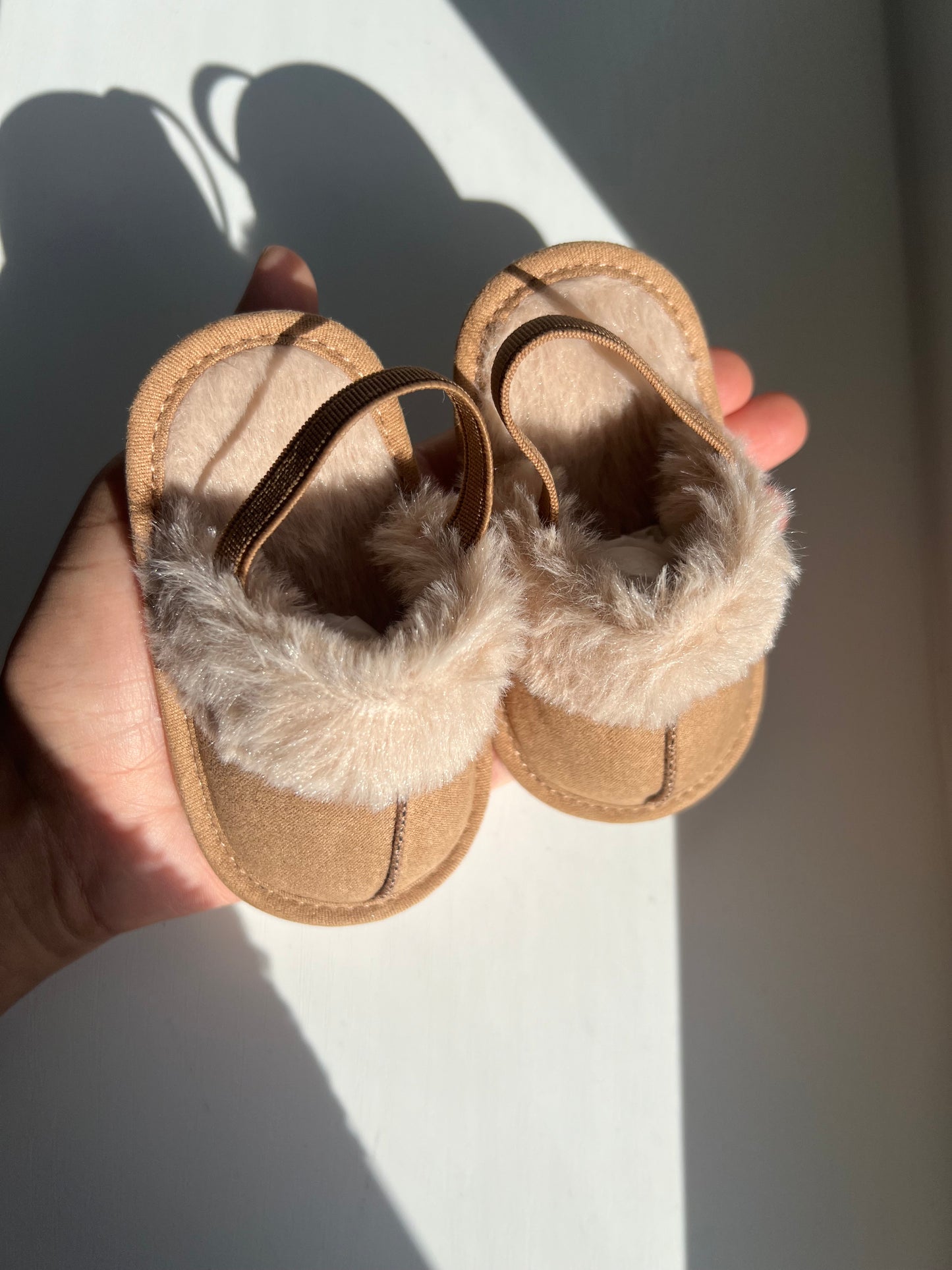 CARAMEL FUR SLIPPERS