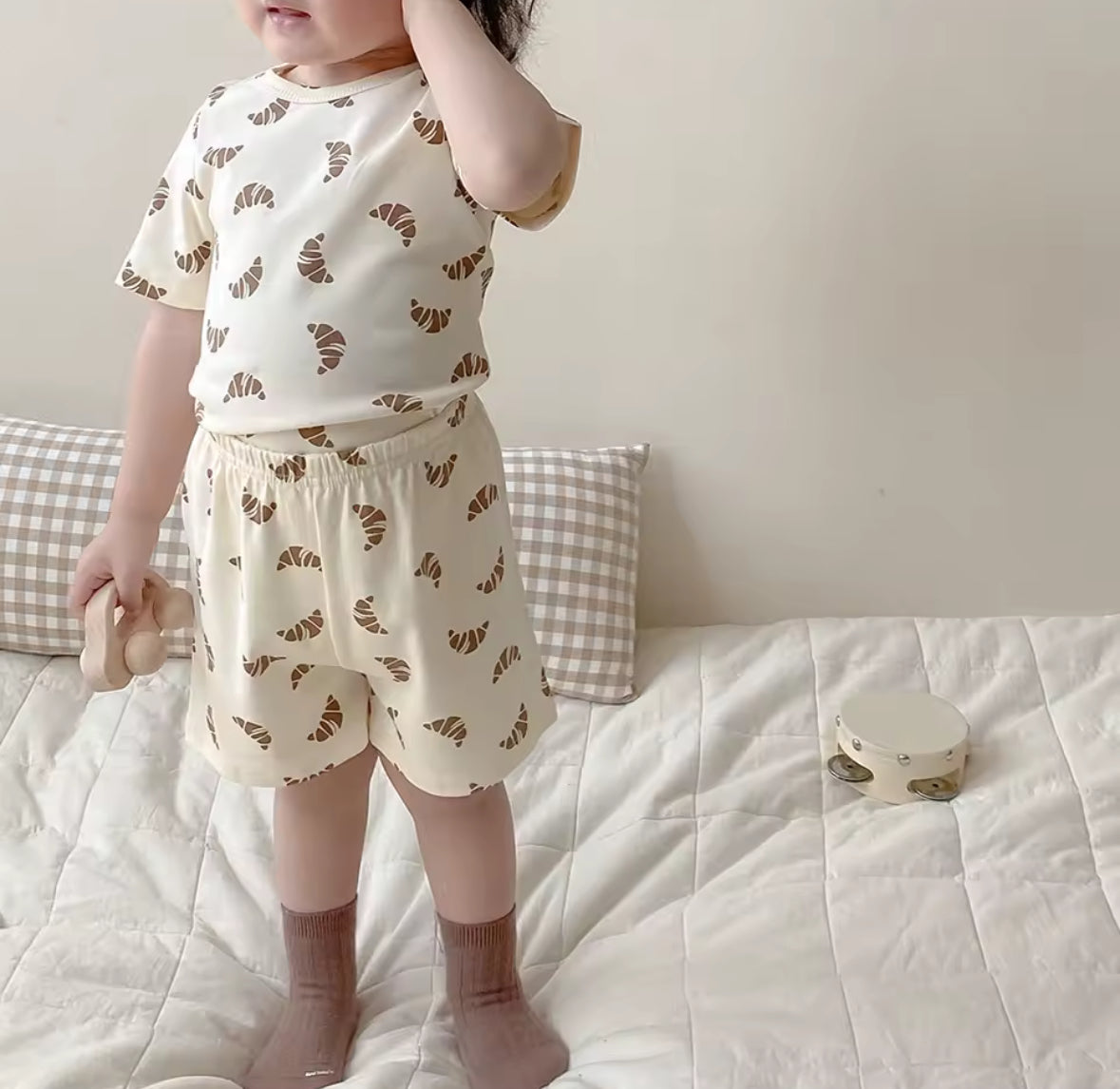 Croissant Two Piece Set