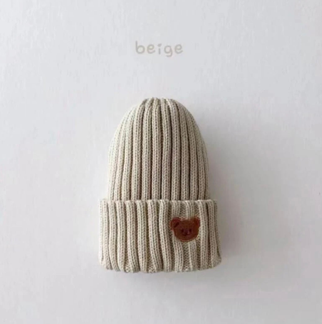 BEAR BEANIE HAT