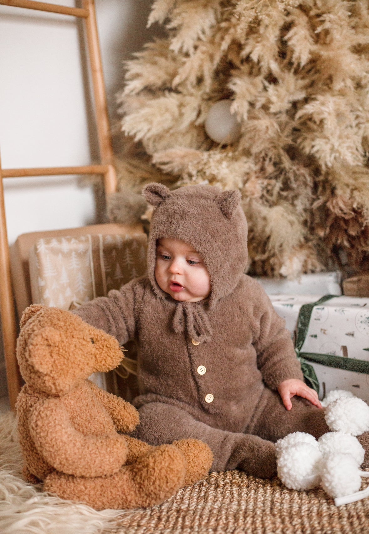BEAR ONESIE & HAT