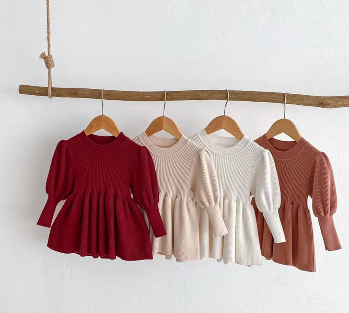 RIBBED KNIT DRESS
