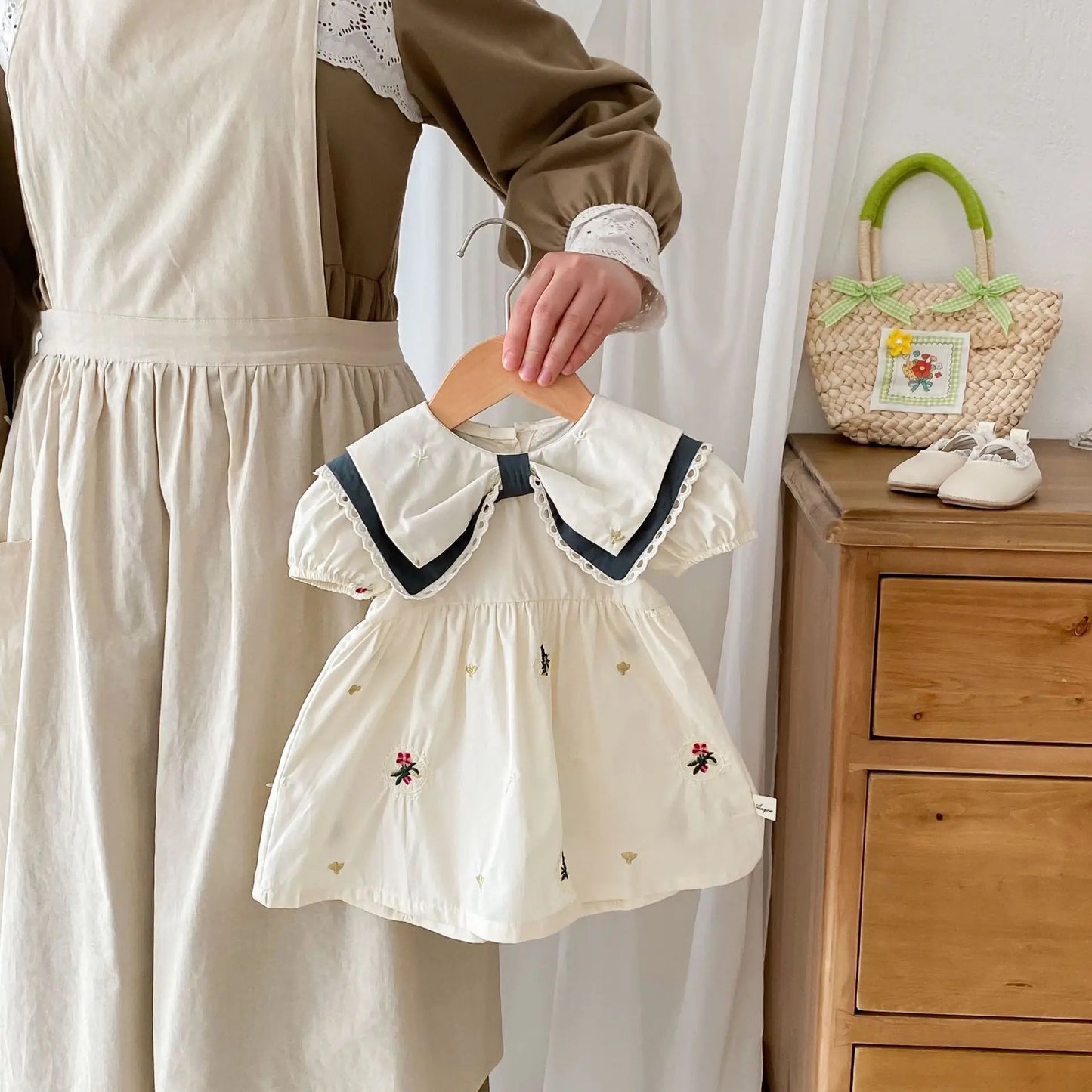 BOW COLLAR DRESS