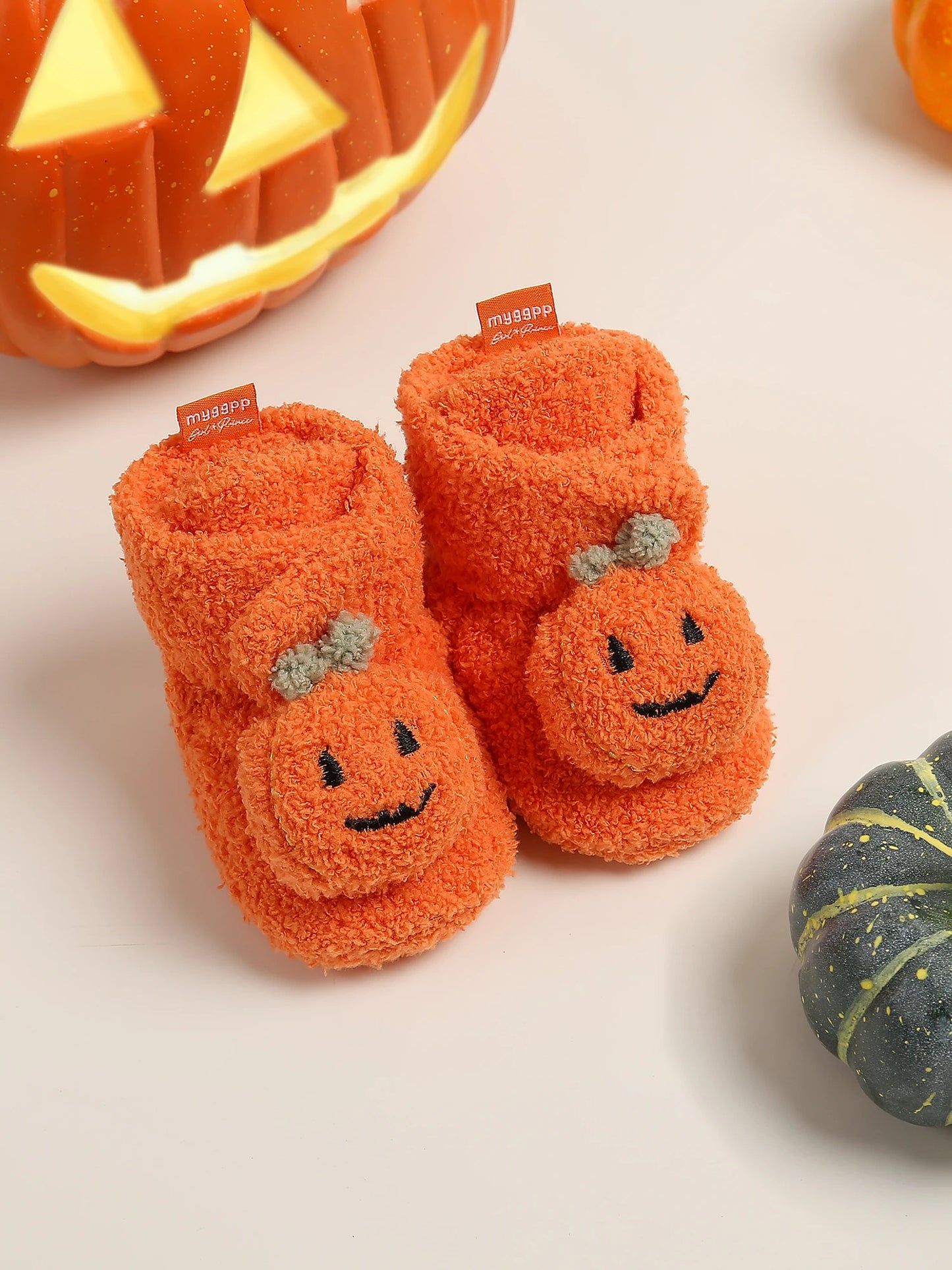 PUMPKIN BOOTIES