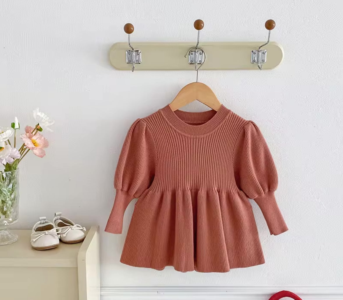 RIBBED KNIT DRESS