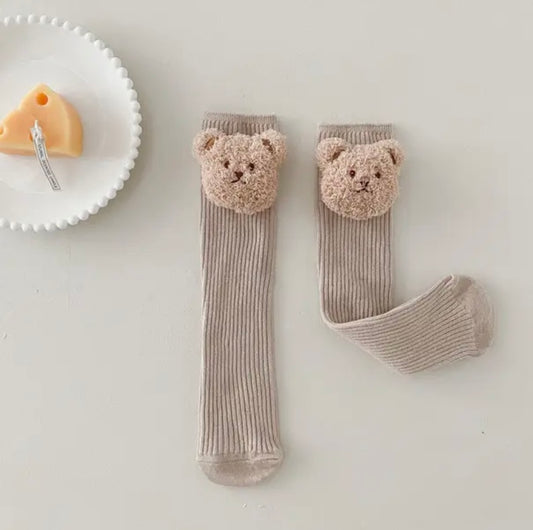 KHAKI BEAR SOCKS