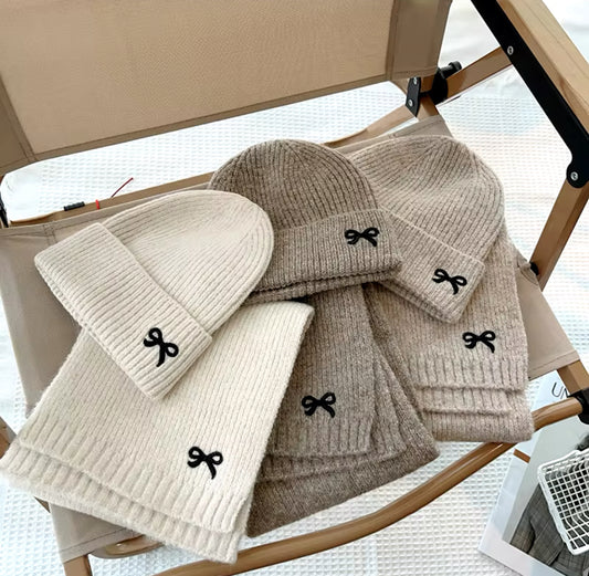 KNIT HAT & SCARF SET
