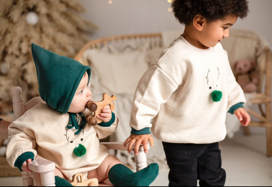 REINDEER SWEATSHIRT