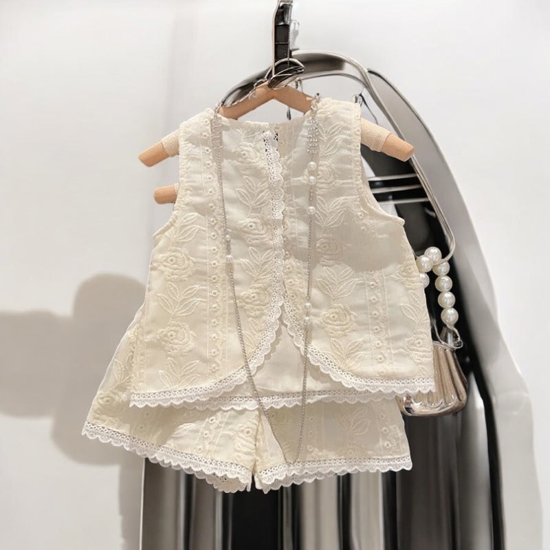 EMBROIDERED SHORTS SET