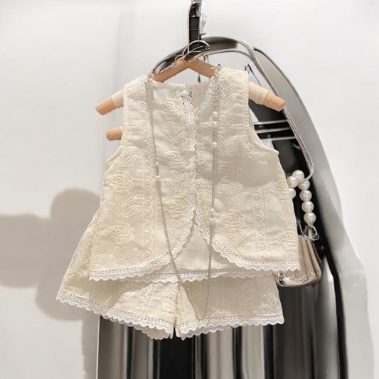 EMBROIDERED SHORTS SET