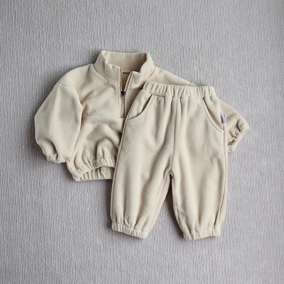 FLEECE TRACKSUIT