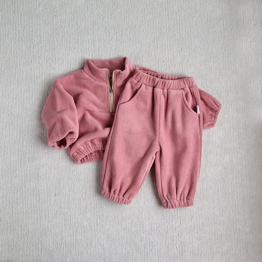 FLEECE TRACKSUIT